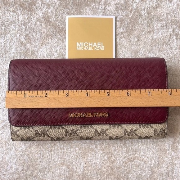 Brand New Michael Kors Large Snap Close Wallet Merlot w/ Neutral Logo Print - Picture 4 of 15